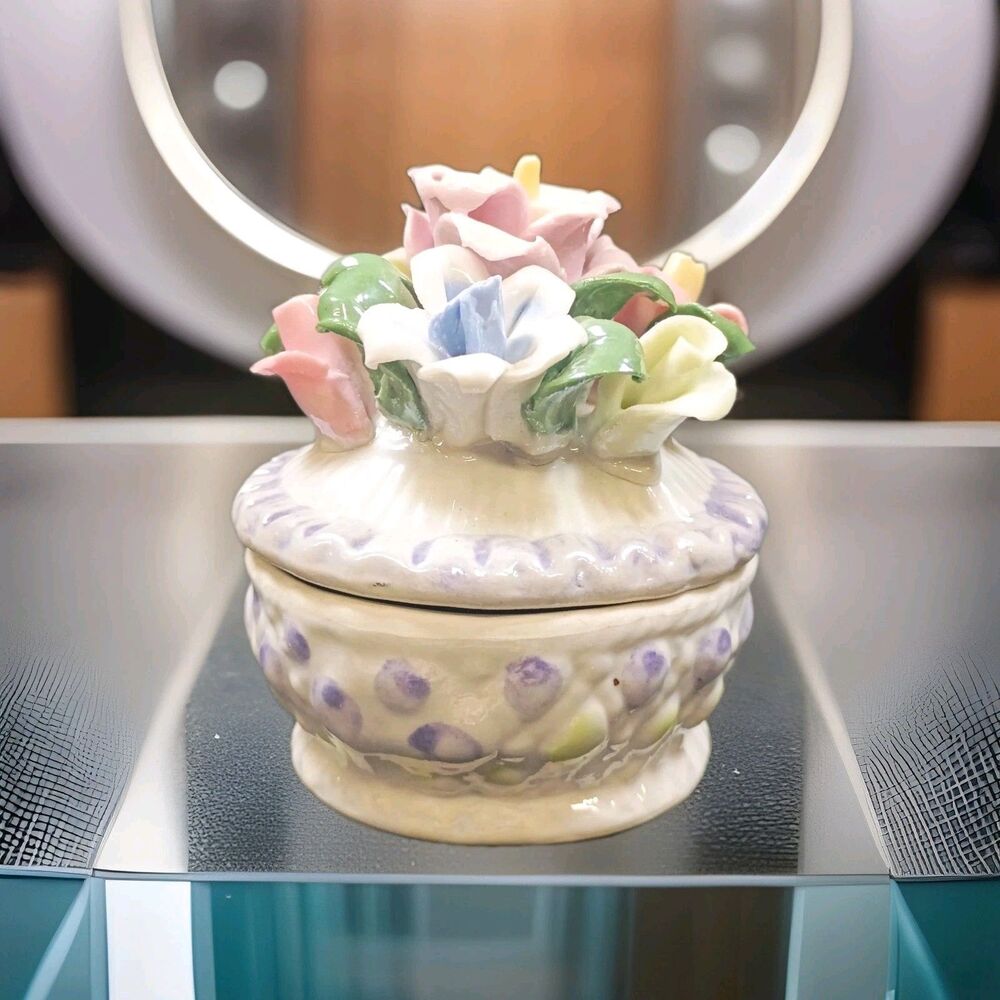 Vintage Cute porcelain Ceramic jewelry box Flower Bouquet On Top In Pastel